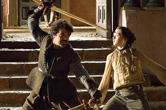 Файл:Syrio and Arya.jpg