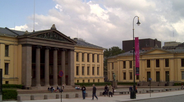 Файл:Universitetet i Oslo sentrum.jpg