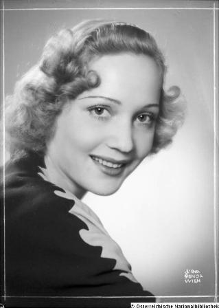 Файл:Trude Marlen.jpg
