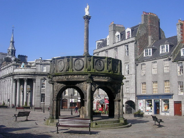 Файл:Aberdeen Mercat Cross.jpg