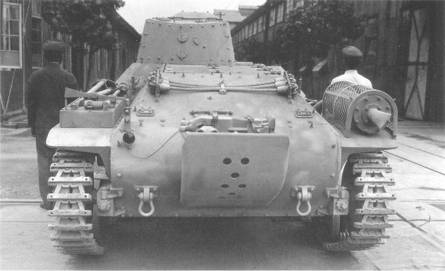 Файл:Chi-Ni rear view.jpg