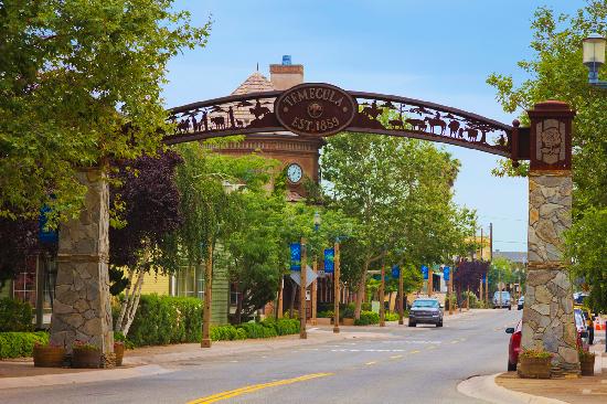 Файл:Old Town Temecula Entrance.jpg