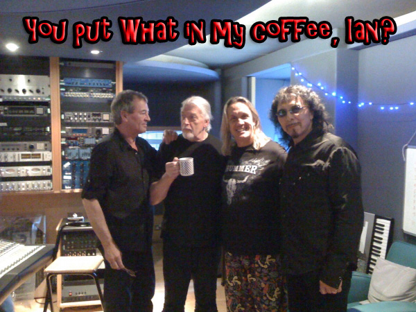 Файл:Whocares band.jpg