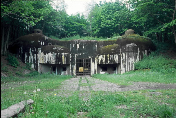 Файл:EntreeMunitionsKobenbusch.jpg