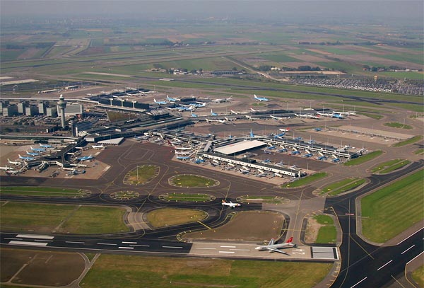 Файл:Ams-above-2007.jpg