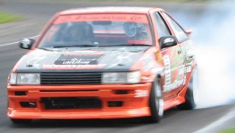 Файл:Ae86 drift crop.jpg