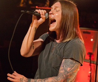 Файл:Brent Smith 2012.jpg