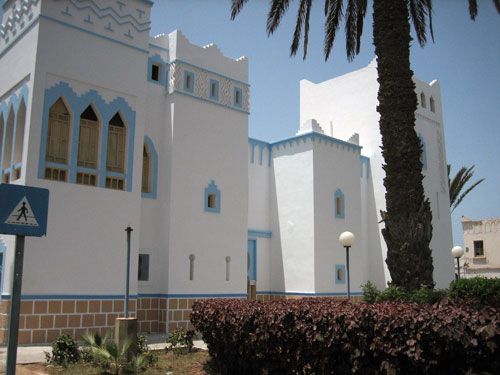 Файл:Palais-du-gouverneur.jpg