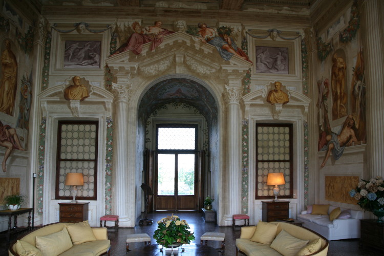 Файл:Villa Emo Hall Triumph Arc.jpg