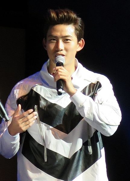 Файл:2PM Ok Taecyeon.jpg
