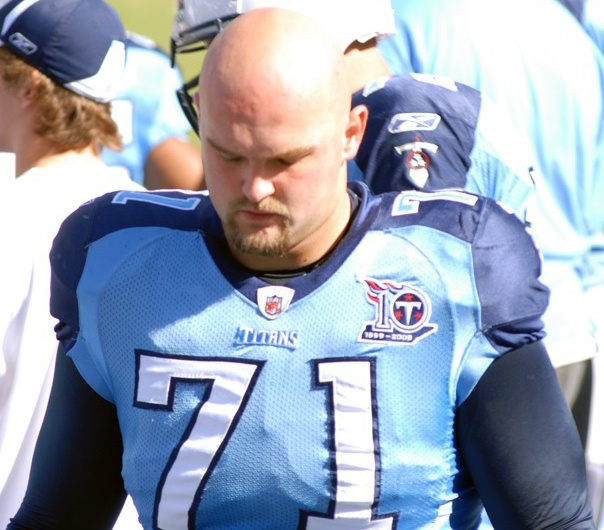 Файл:Michael-Roos-TitansvsPackers-Nov-2-08.jpg