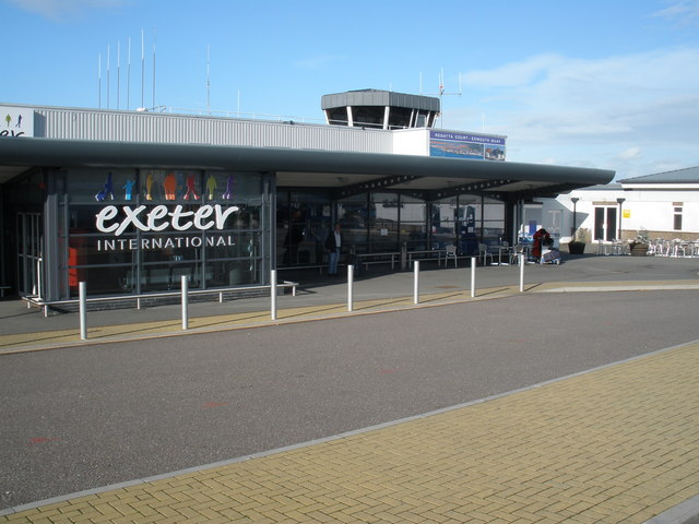 Файл:ExeterAirportUK.jpg