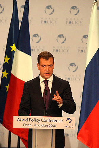 Файл:Dmitry Medvedev 8 October 2008-5.jpg