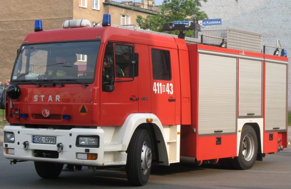 Файл:Polish fire brigade car.jpg