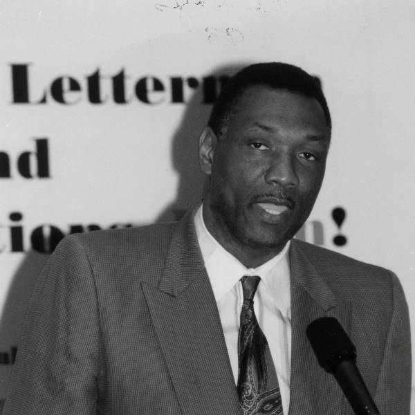 Файл:Elvin Hayes.jpg