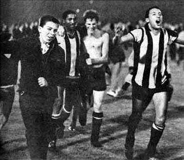 Файл:Penarol1966.jpg