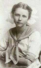 Файл:Ruth Becker.jpg