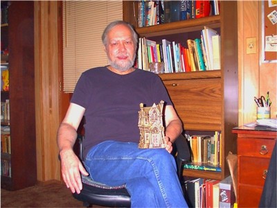 Файл:Bruce Boston Stoker.jpg