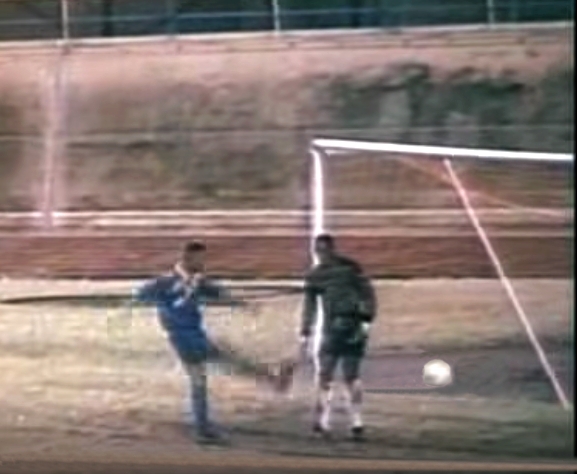 Файл:Terry Sealey's intentional OG.jpg