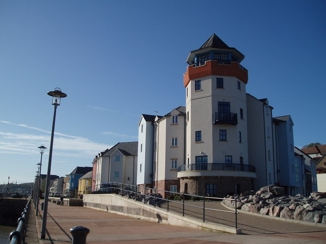 Файл:PortisheadMarina.jpg