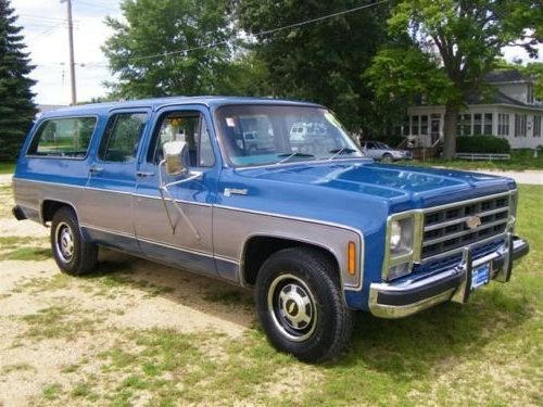 Файл:1979 Suburban C20.jpg