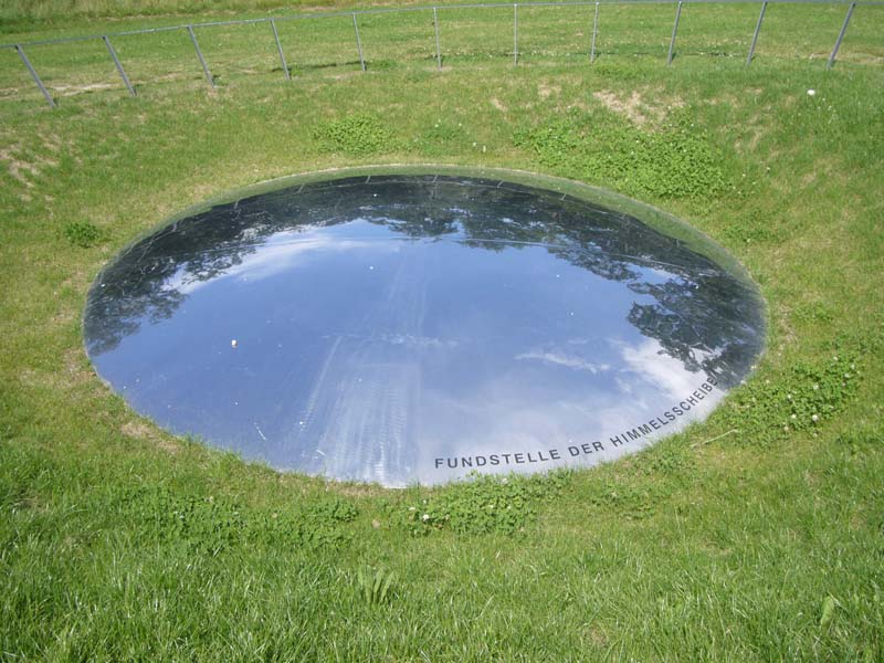 Файл:Fundort der Himmelsscheibe.jpg