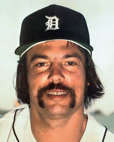 Файл:John Hiller 1975.jpg