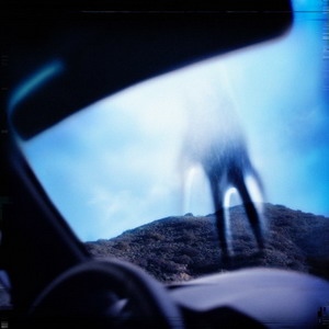 Обложка альбома Nine Inch Nails «Year Zero» (2007)