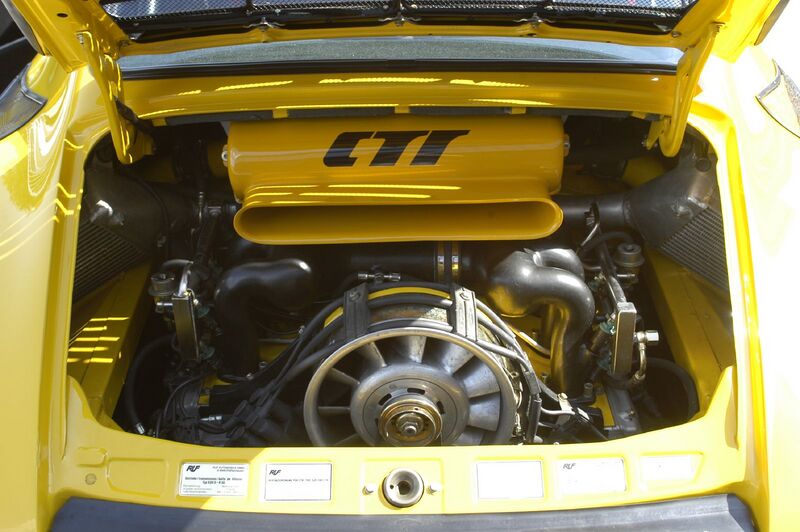 Файл:Ruf CTR Yellowbird engine.jpg