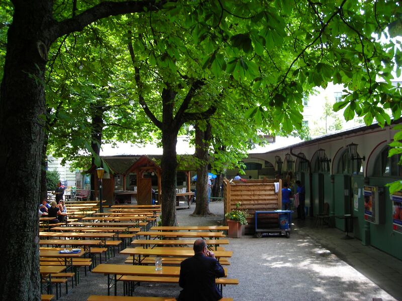 Файл:Hofbräukeller Arkaden.JPG