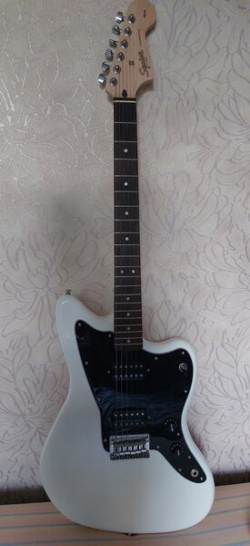 Файл:Fender Squier Affinity Jazzmaster.jpg