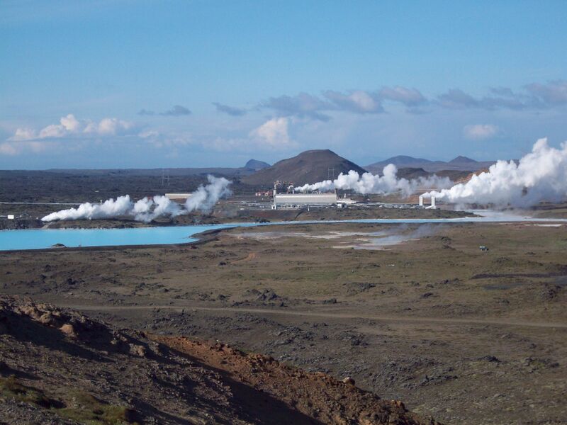 Файл:Reykjanesvirkjun.JPG
