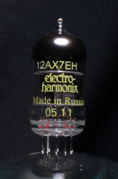 Файл:Electro-harmonix 12AX7EH.JPG
