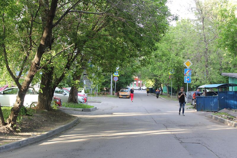 Файл:Priyutsky Lane.JPG