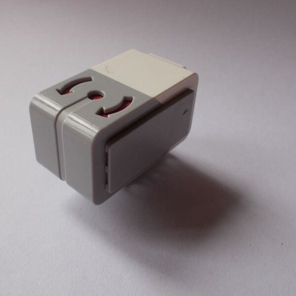 Файл:EV3 Gyro Sensor.jpg