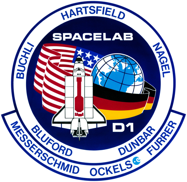 Файл:STS-61-a-patch.png