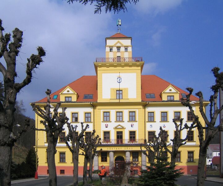 Файл:Kraslice-Rathaus.jpg