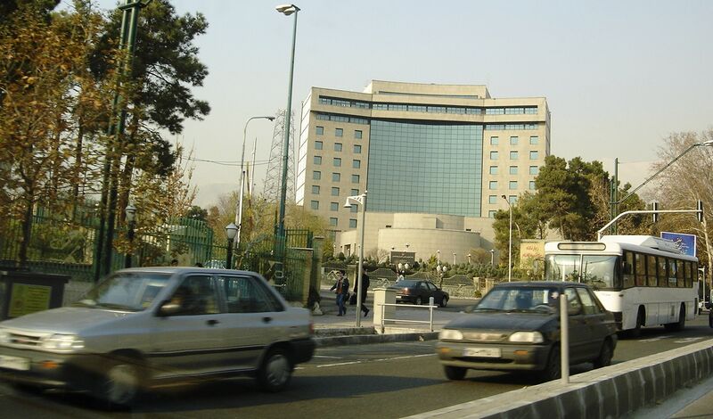 Файл:IRIB east gate 2.JPG
