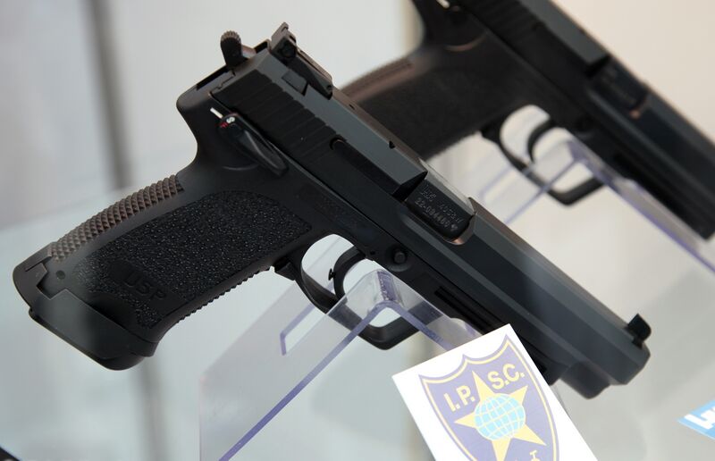 Файл:ArmsAndHunting2012-55.jpg