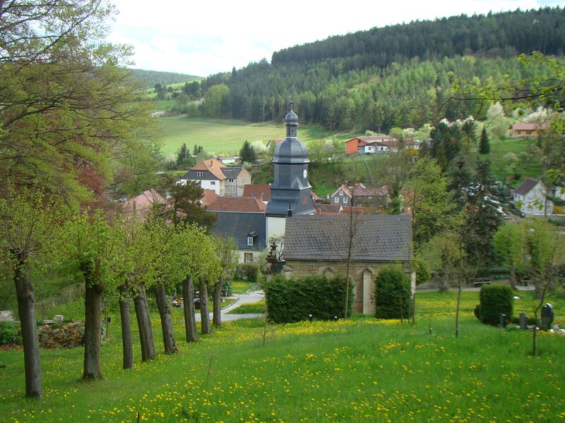 Файл:Angelroda-Friedhof1.JPG