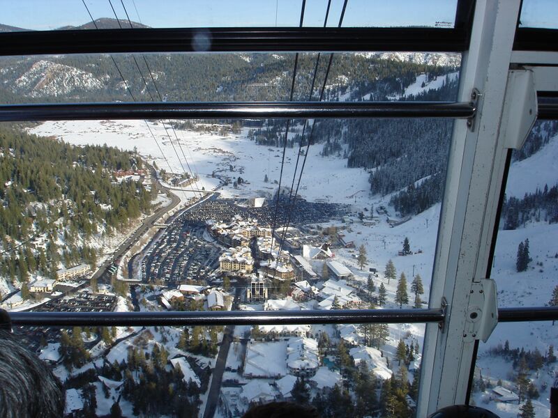 Файл:Squaw Valley California.JPG