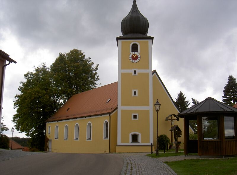 Файл:NeukirchenKirche 19.JPG