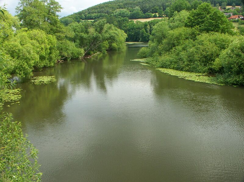 Файл:Fulda fluss hersfeld.jpg