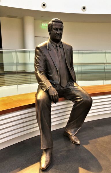 Файл:Yeltsin Center-7.JPG