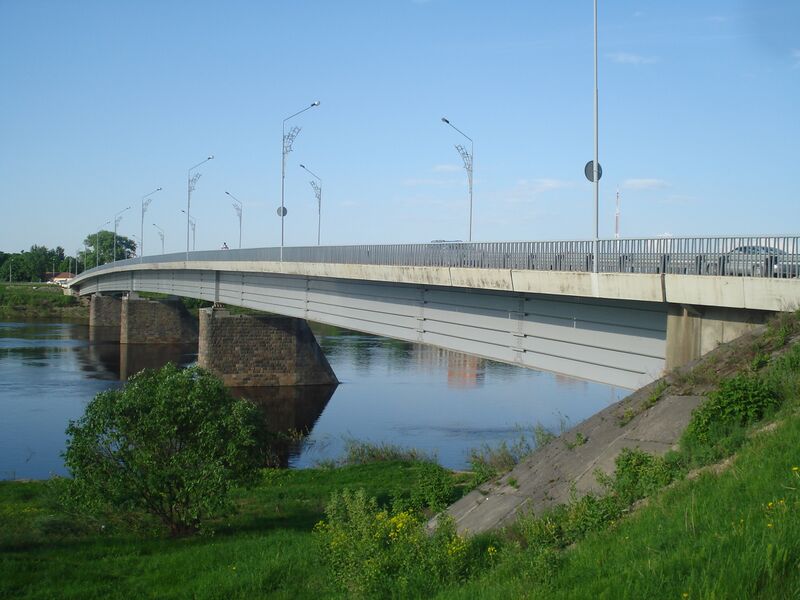 Файл:Daugavpils Vienības tilts.JPG
