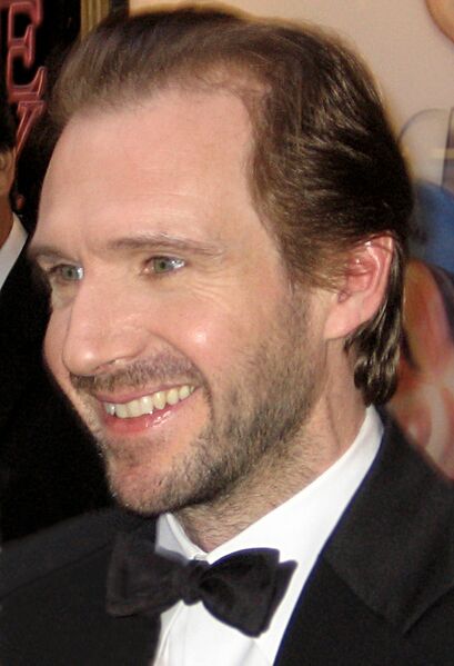 Файл:Ralph Fiennes retouched.jpg