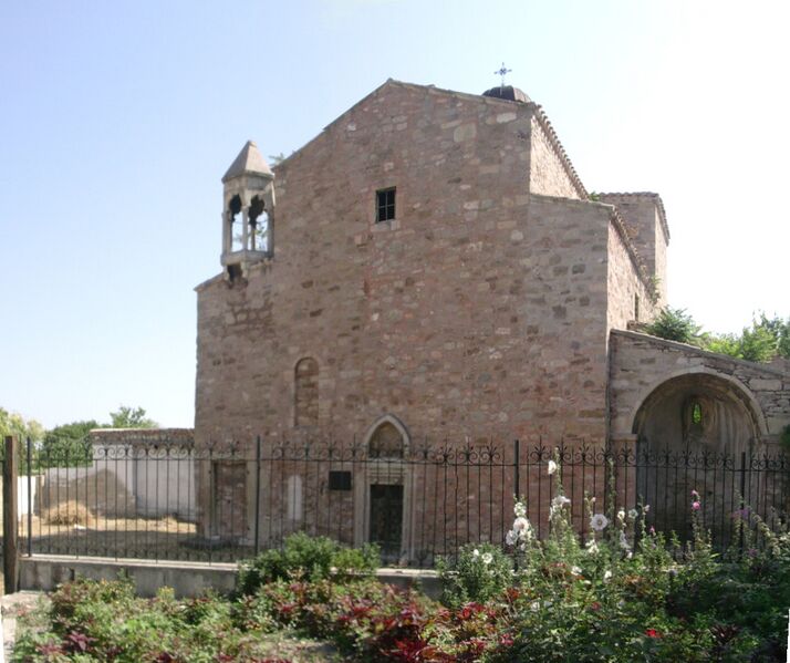 Файл:Armenian Church Archangels.JPG