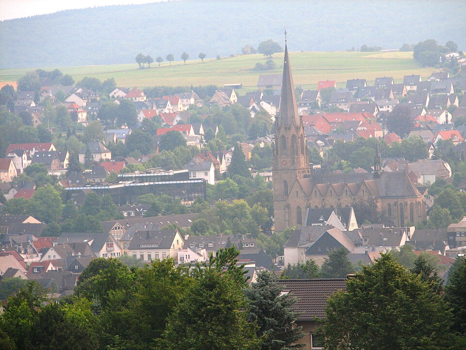 Файл:Warstein Kirche.JPG
