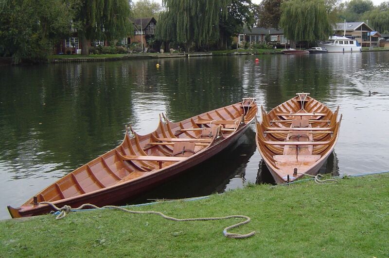 Файл:Skiffs.JPG