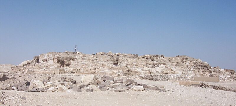 Файл:Abu Rawash Pyramid.jpg